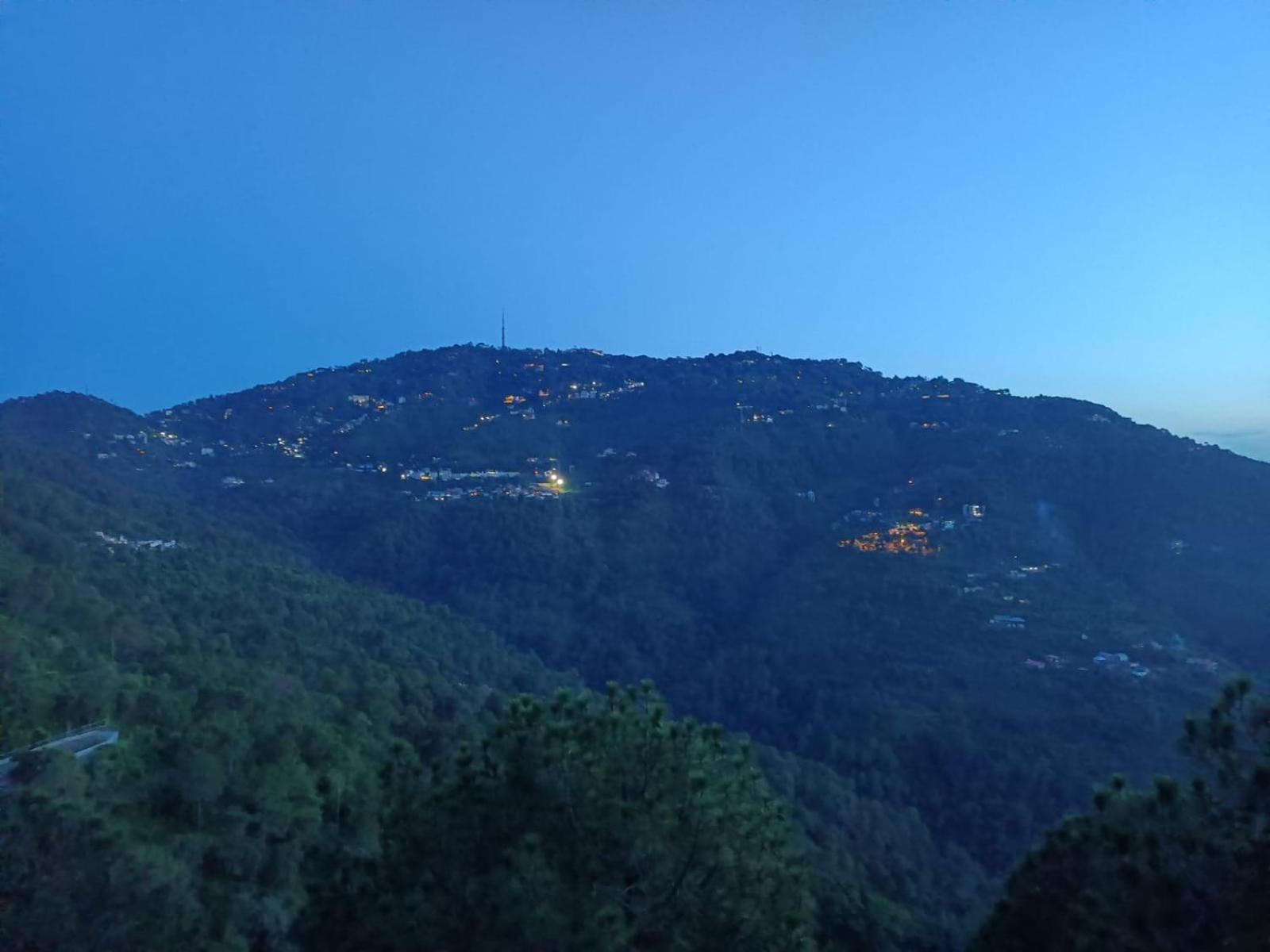 The Summer House Kasauli I Party & Music I Sky Bonfire I Managed By Exotic Stays Exterior photo